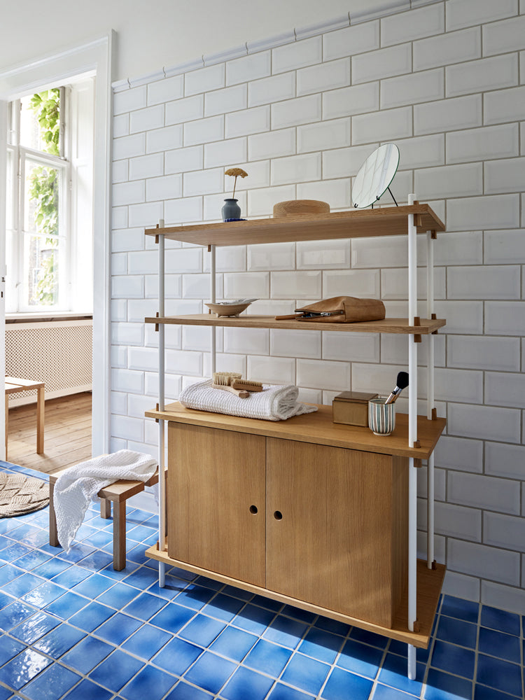 Moebe Shelving System S.115.1.B | Catalog Interiors 