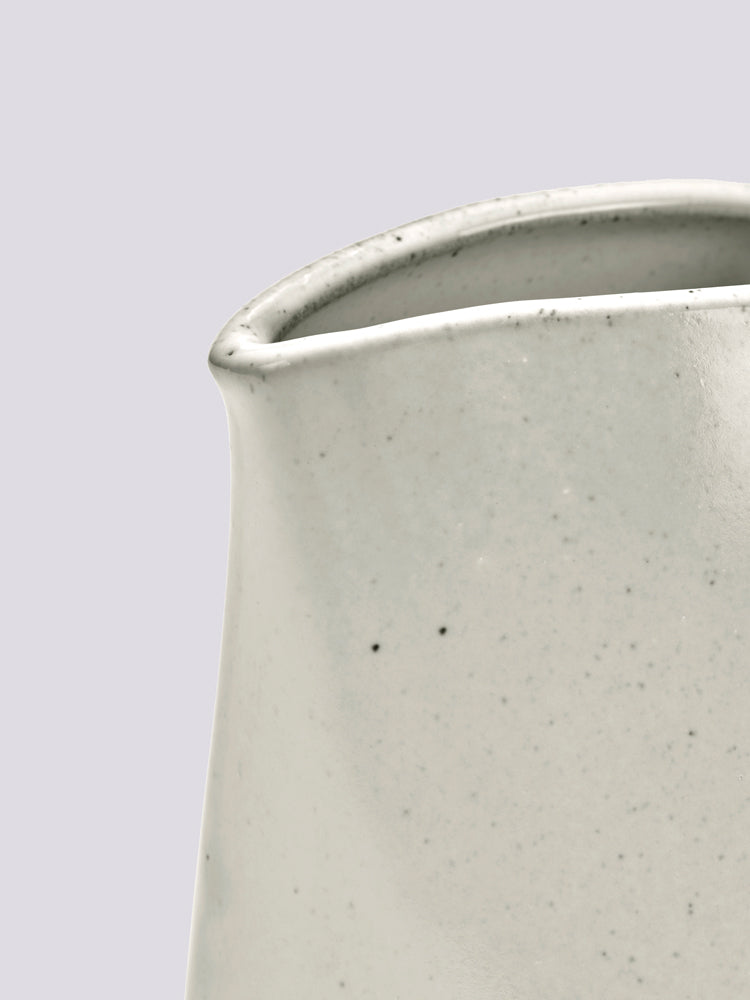 Out of Lines Jug | Serax | Catalog Interiors 