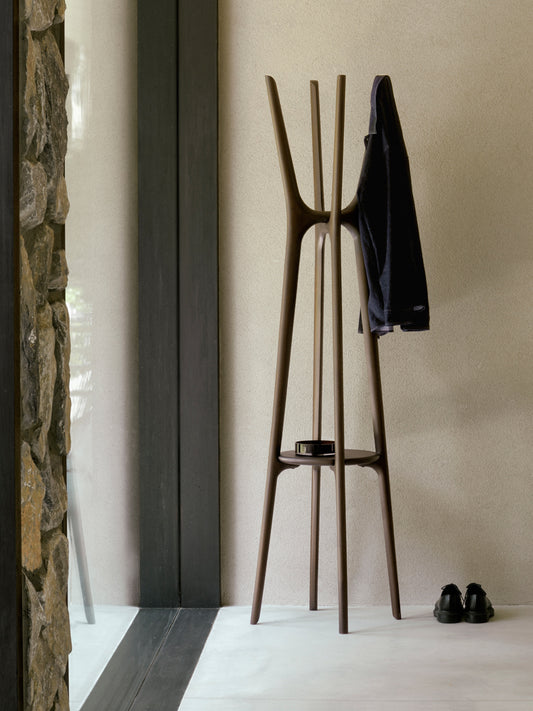 PI Coat Stand | Ethnicraft | Catalog Interiors 