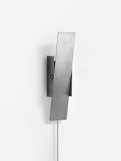 Pivoting Wall Lamp | Moebe | Catalog Interiors 