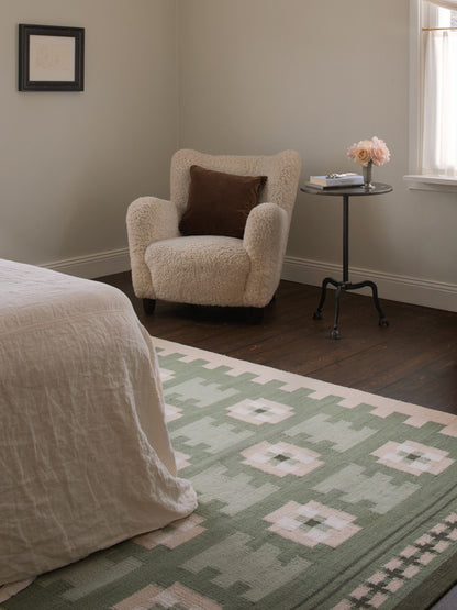 Röllakan Selma Rug | Layered Rug | Catalog Interiors UK