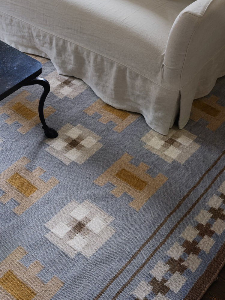 Röllakan Selma Rug | Layered Rug | Catalog Interiors UK