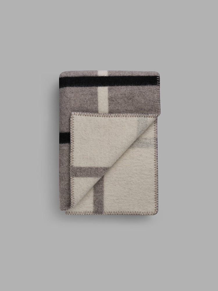 Knut Throw | Roros Tweed | Catalog Interiors UK