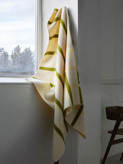 Knut Throw | Roros Tweed | Catalog Interiors UK