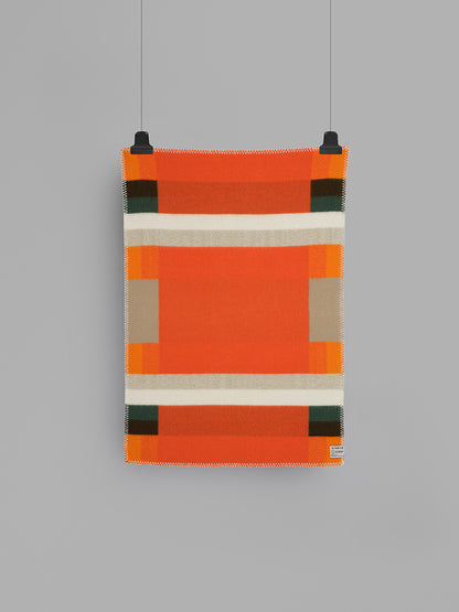 Mikkel Throw