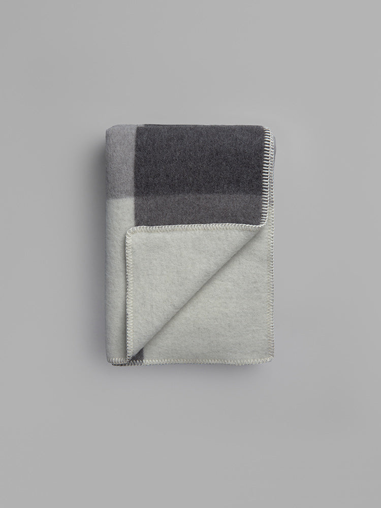 Syndin Throw | Roros Tweed | Catalog Interiors UK