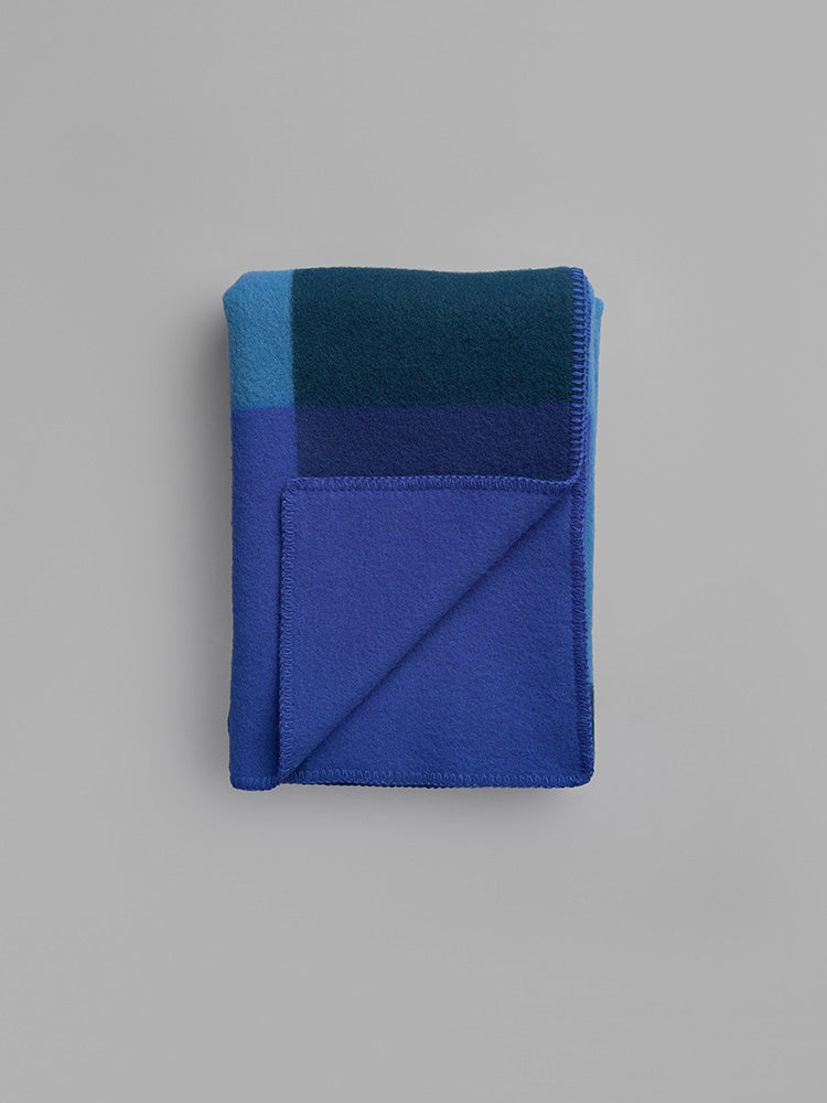 Syndin Throw | Roros Tweed | Catalog Interiors UK