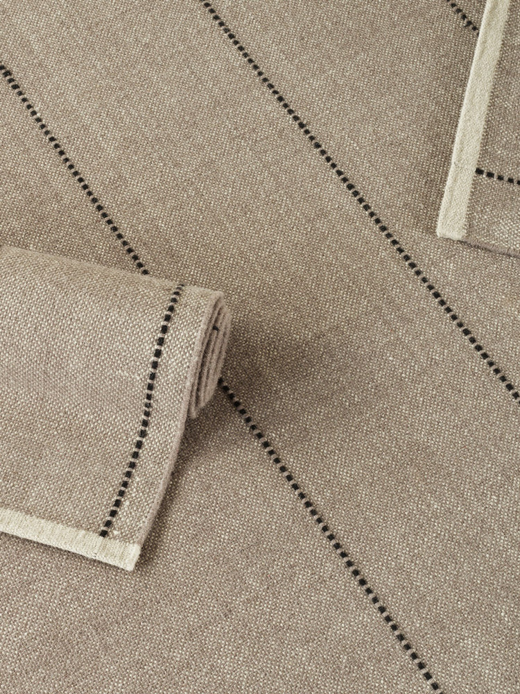 Seam Rug