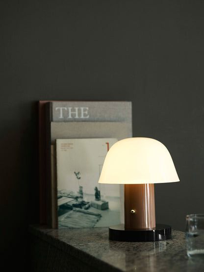 Setago Portable Lamp JH27 | &Tradition | Catalog Interiors