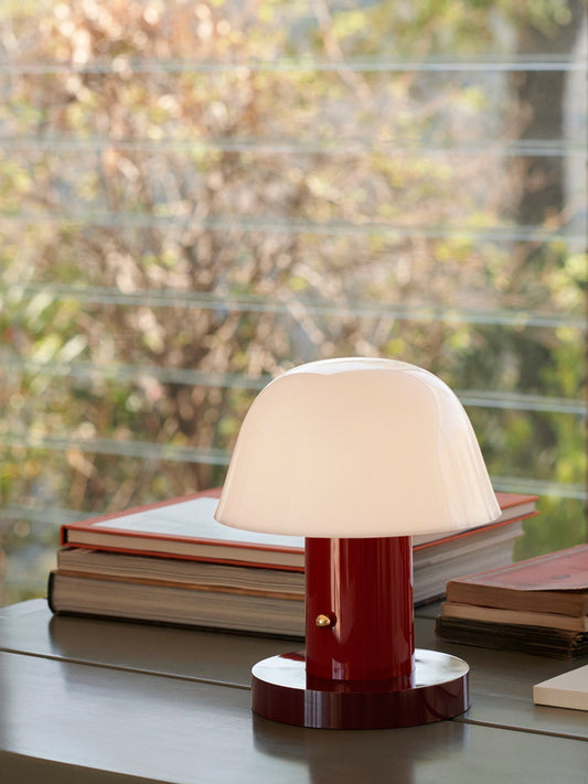 Setago Portable Lamp JH27 | &Tradition | Catalog Interiors 