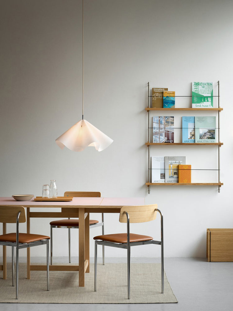 Sinuate Pendant