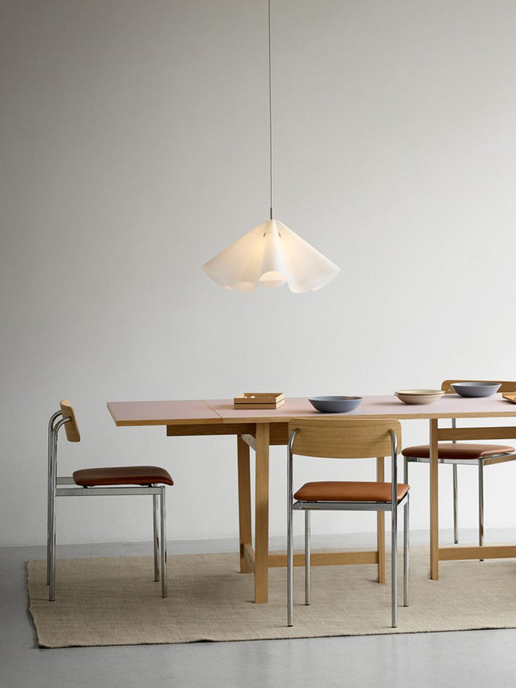 Sinuate Pendant