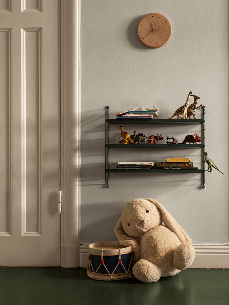 String Pocket | Catalog Interiors 