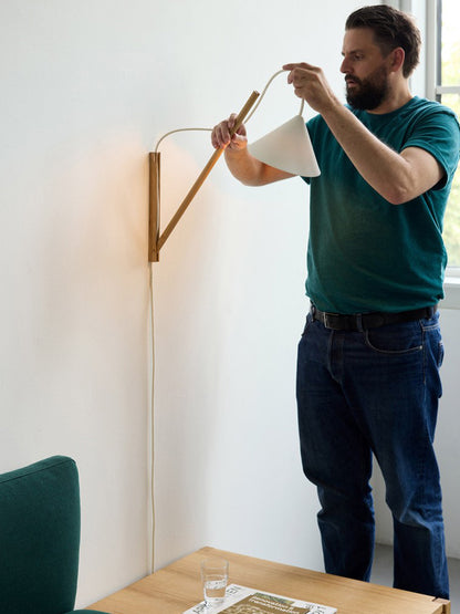 Suspended Wall Lamp