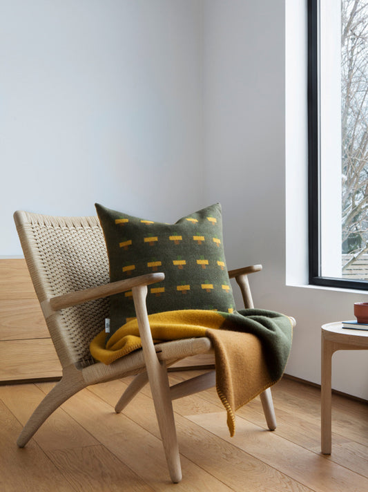 Syndin Throw | Roros Tweed | Catalog Interiors 