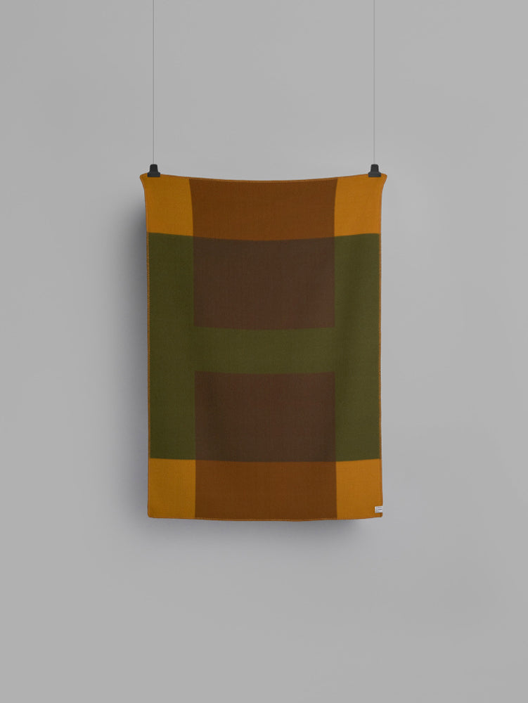 Syndin Throw | Roros Tweed | Catalog Interiors 