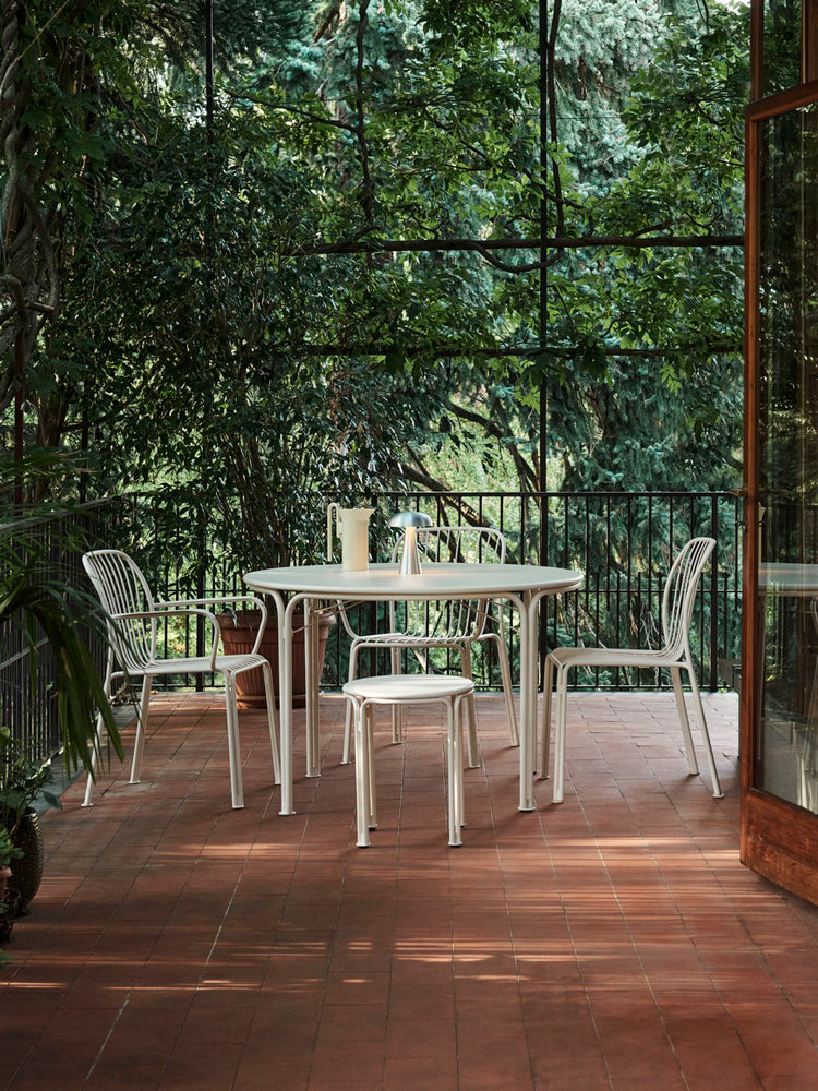 Thorvald Round Table SC98 | &Tradition | Catalog Interiors 